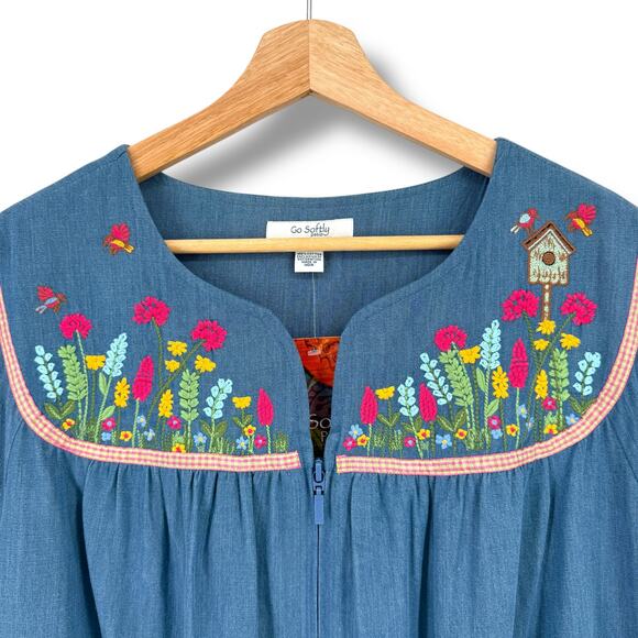 Go Softly Denim Embroidered Bird House Patio Dress Plus Sz 1X Floral Full Zip - Picture 2 of 10